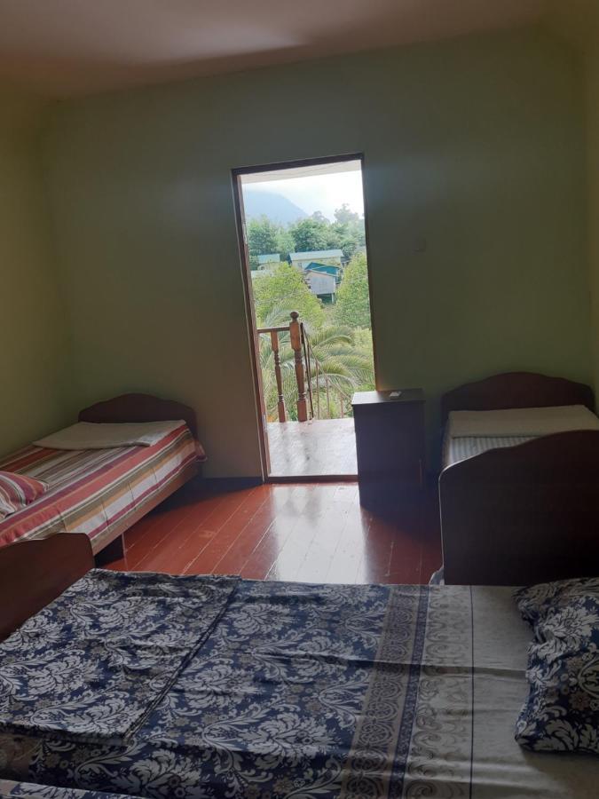 Guesthouse On Topchan 17 New Athos Εξωτερικό φωτογραφία