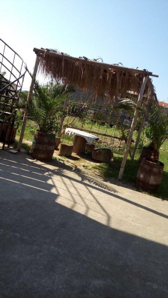 Guesthouse On Topchan 17 New Athos Εξωτερικό φωτογραφία